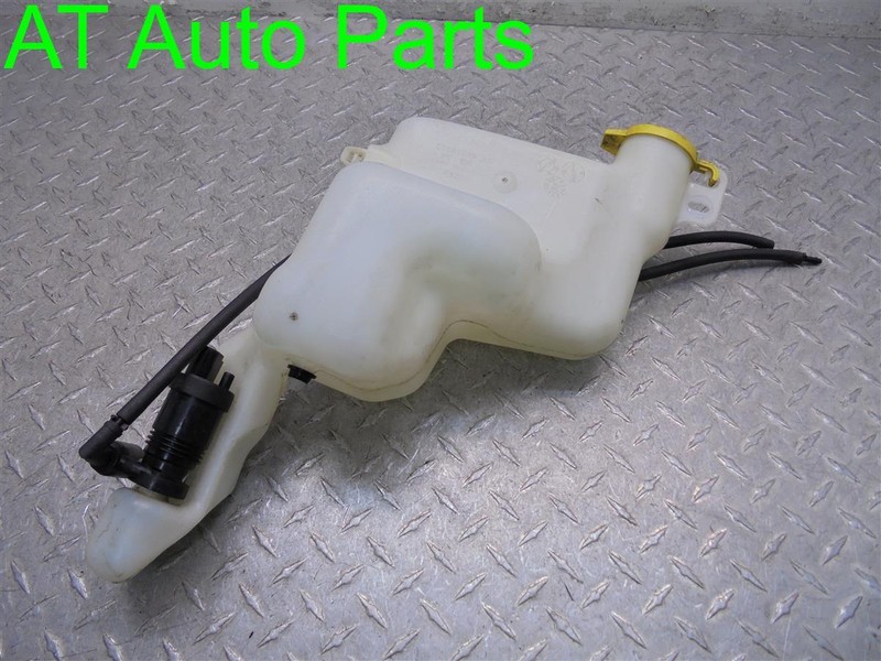 2007-2012 DODGE CALIBER WINDSHIELD WASHER RESERVOIR TANK W/MOTOR OEM 05189350AA