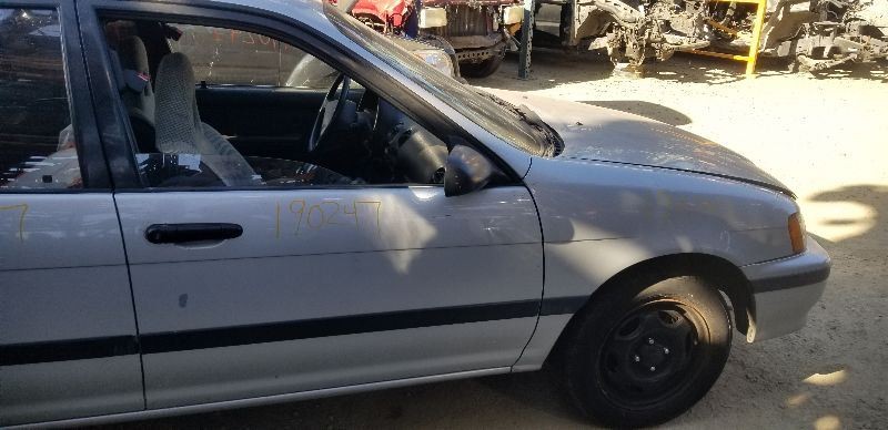 91 92 93 94 TOYOTA TERCEL PASSENGER RIGHT FENDER SILVER:176