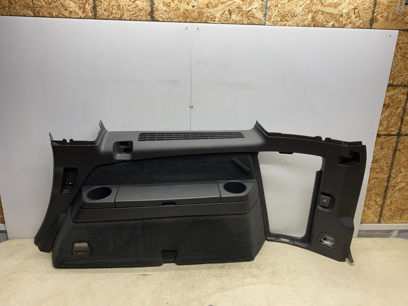 2003-2006 VOLVO XC90 RIGHT REAR INTERIOR QUARTER PANEL COVER TRIM BLACK OEM