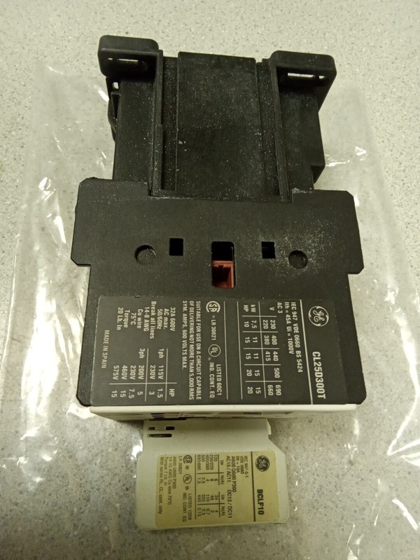 GE Contactor With AUX Contact Block BCLF10 CL25D300T