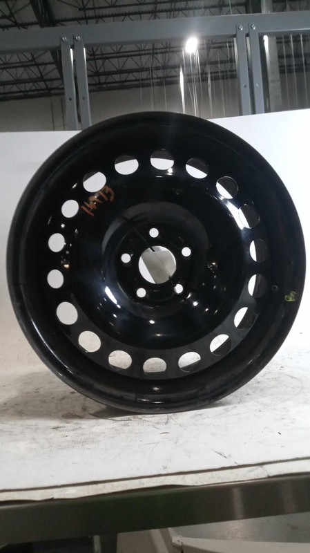 2020 Ford Escape OEM 17x7 Grey Steel Wheel LJ6C1015A1A 1 Piece Used