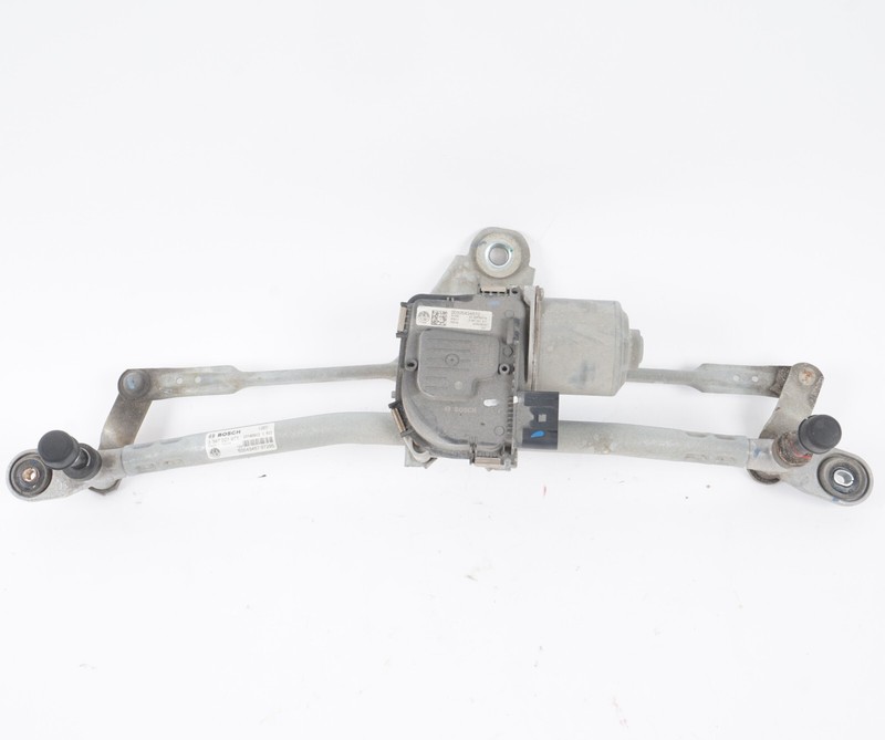 17 - 19 Alfa Romeo Giulia WINDSHIELD WIPER TRANSMISSION LINKAGE W/ MOTOROEM