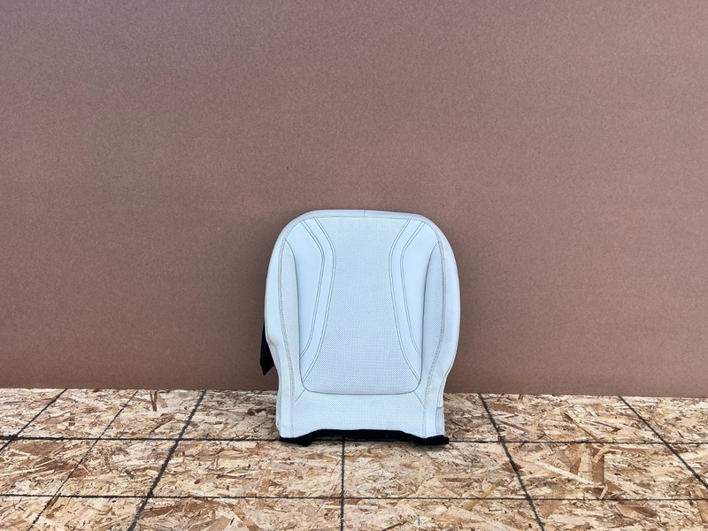 FORD MUSTANG MACH-E 21-26 OEM FRONT RIGHT PASSENGER LOWER SEAT SKIN (LIGHT GRAY)
