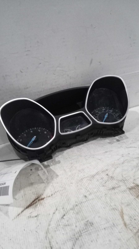 2016 Ford Focus Speedometer Gauge OEM Black 121K Miles NJ25-19049-470806