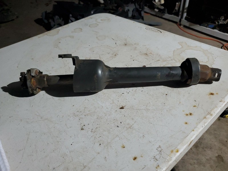 82 CAMARO Z28 FIREBIRD TRANS AM STEERING COLUMN TO BOX SHAFT