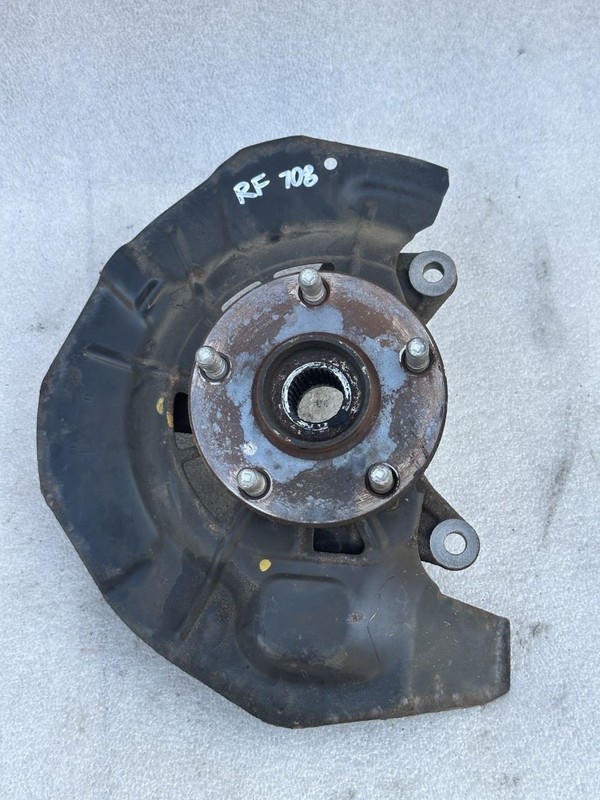2004-2009 LEXUS RX400H RX350 RX330 RIGHT FRONT SPINDLE KNUCKLE HUB 43211-58020