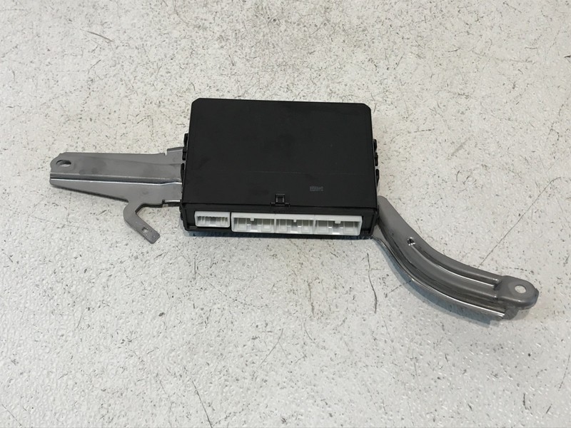 07-09 Lexus LS460 Front Left Driver Door Multiplex Control Module 89222-50280