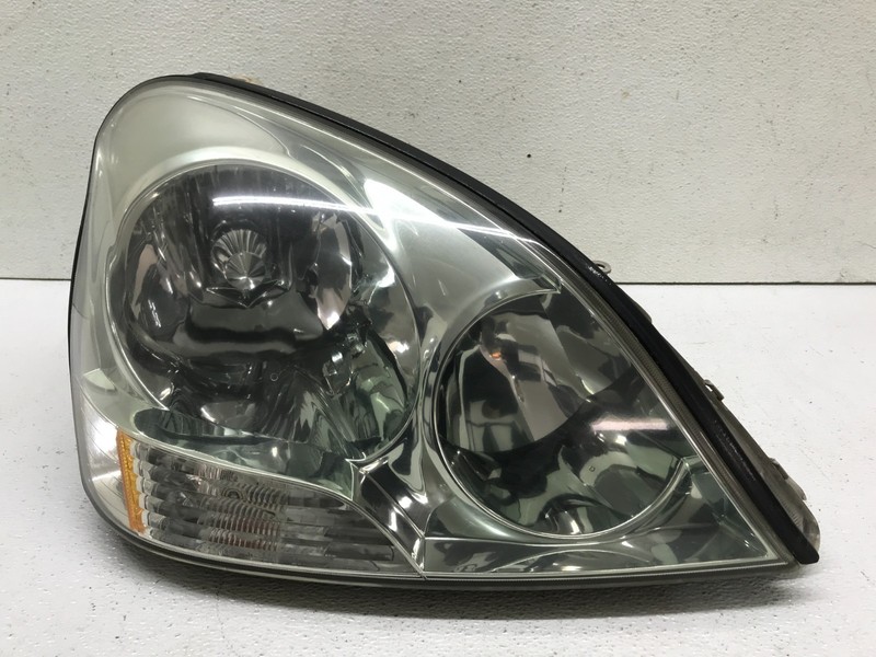 2001 02 2003 LEXUS LS430 Right RH Passenger Headlamp Headlight OEM* Broken Tab*