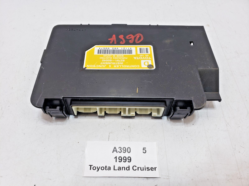 ✅98-02 OEM Toyota Land Cruiser J100 Junction Control Module