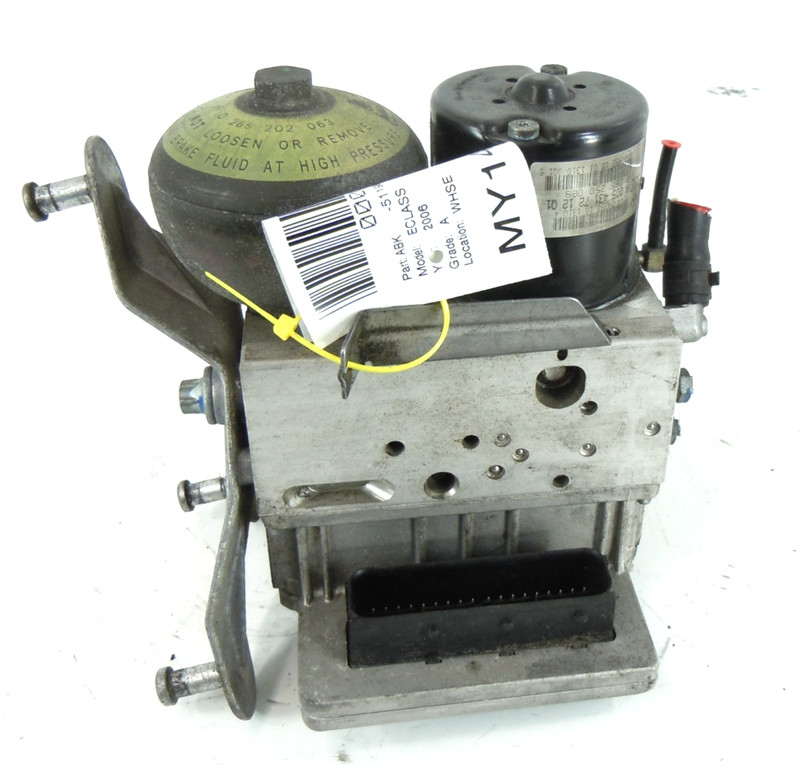 2006 06 Mercedes-Benz E350 Anti Lock ABS Pump OEM