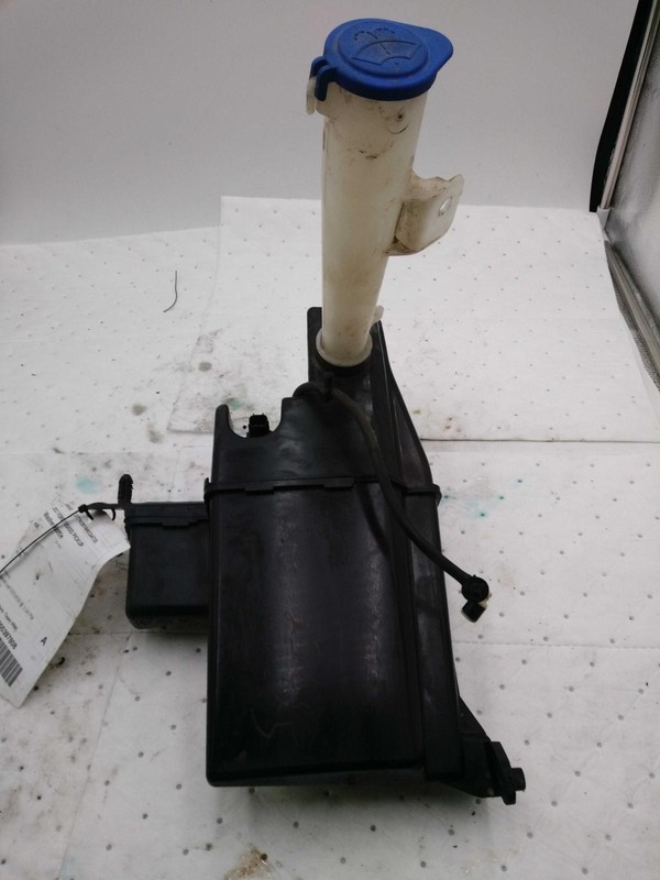 2017 Ford F250SD Washer Fluid Reservoir OEM GR2Z17664A HC3Z17618B 96K Miles