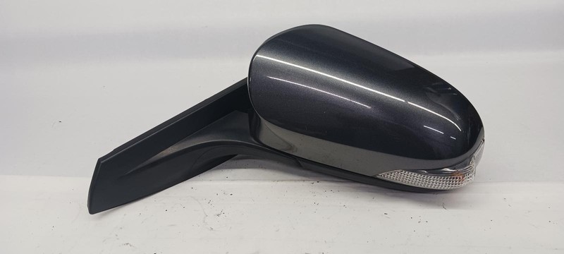 18-'22 TOYOTA C-HR Left Driver Door Mirror Heated OEM Paint Code 1G3