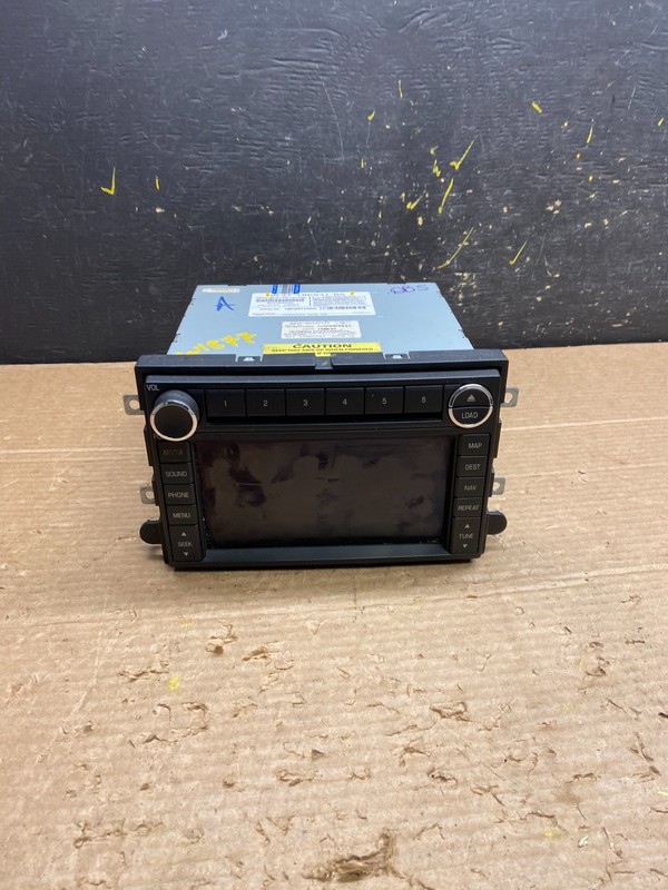2008 - 2009 Ford Expedition Explorer Radio CD Player Screen Display OEM w1877 DG