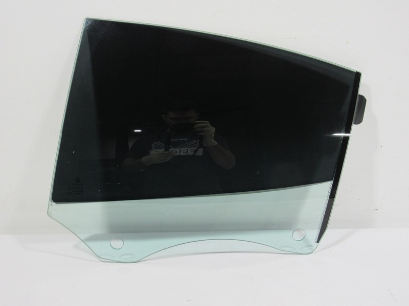 11 12 Fisker Karma 2012 Rear Left Driver Door Window Glass |@2