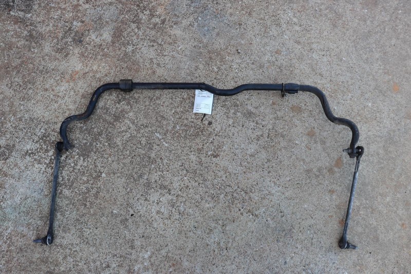 2014-2019 MERCEDES CLA250 C117 FWD SPORT FRONT STABILIZER SWAY BAR ANTI ROLL OEM