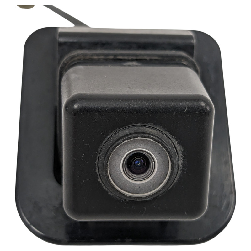 08-15 Mercedes W204 C250 C300 C350 CLA250 Rear View Backup Back Up Camera OEM