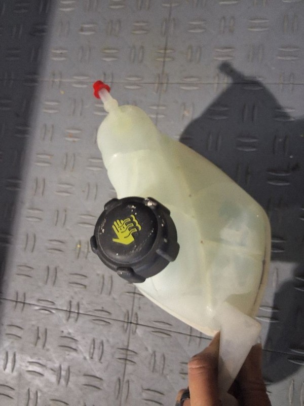 Coolant Reservoir Fits 17-23 QASHQAI 3423791