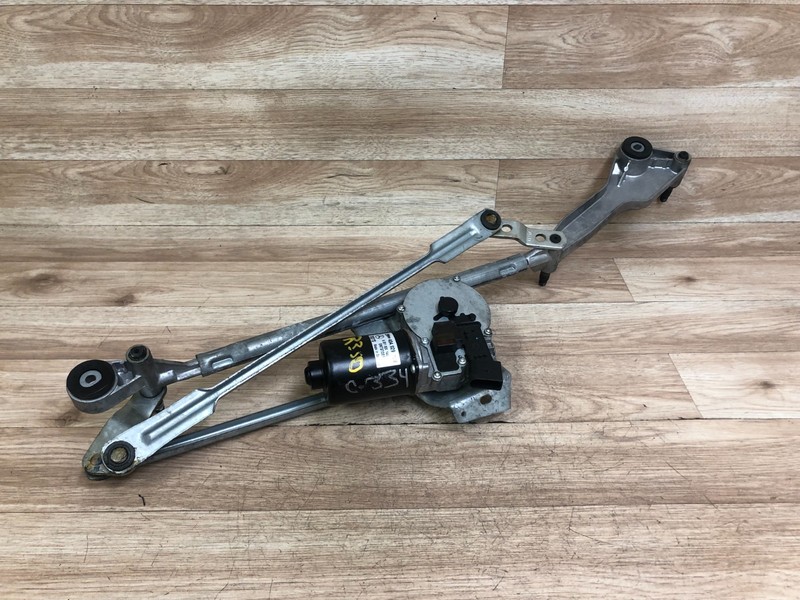 MERCEDES BENZ OEM W251 R350 R500 FRONT WINDSHIELD WIPER WITH MOTOR 06-13 2