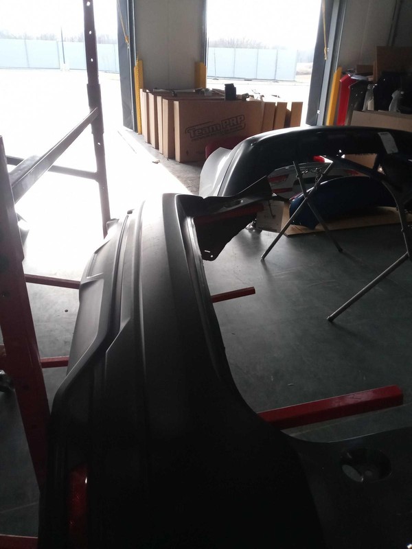 2018 Nissan KICKS Grey Bumper Assembly OEM 265605C000 35K Miles
