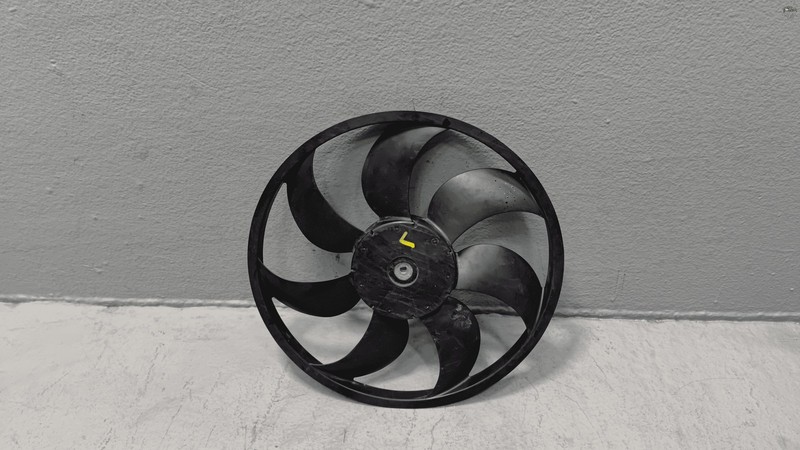 2019-2025 Nissan Altima 2.5L Engine Radiator Driver Side Blower Fan Blade OEM