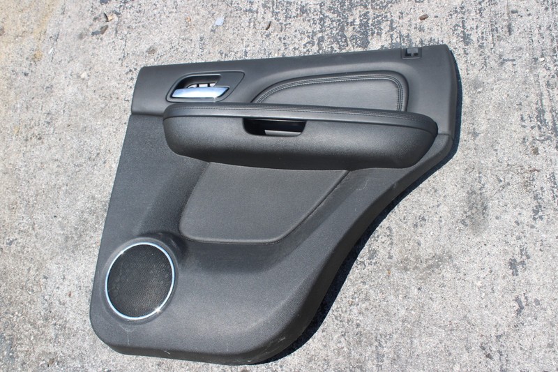 2007 - 2013 GM CHEVROLET TAHOE Right Rear Passenger Interior Panel 15096323 OEM