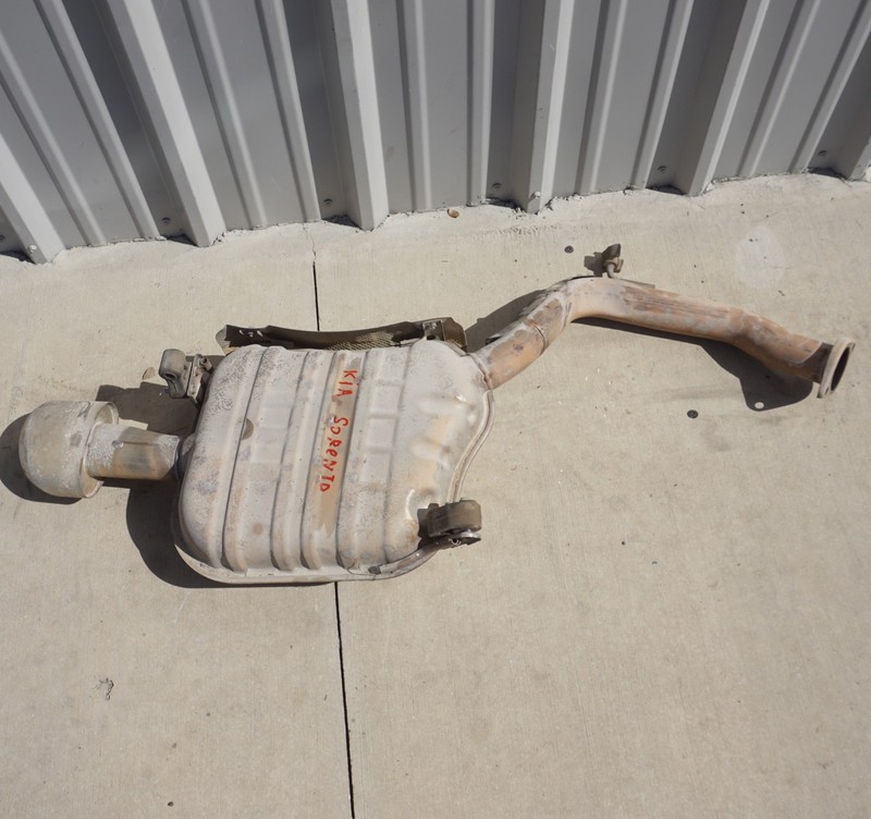 2019 - 2020 Kia Sorento 3.3L Rear Exhaust Muffler OEM