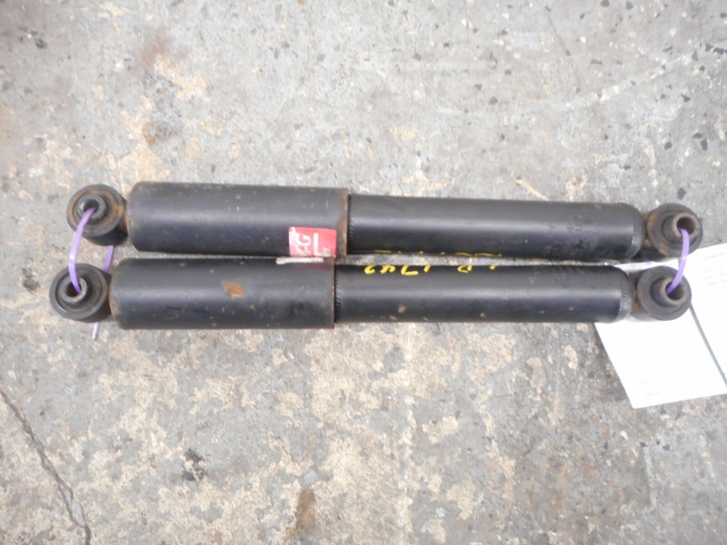 12 Fiat 500 Rear Driver Left Passenger Right Shock Absorber Pair OEM