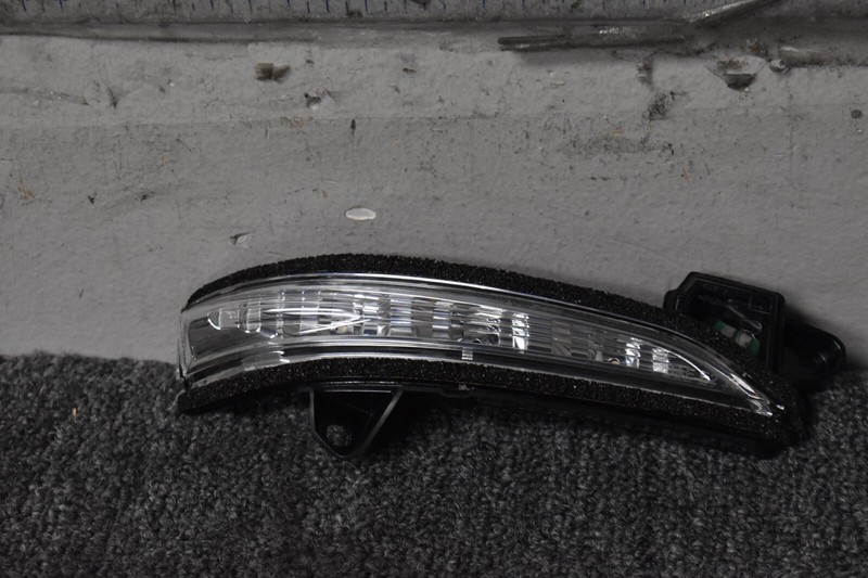 2013-2019 FORD FUSION RIGHT SIDE TURN SIGNAL FACTORY OEM