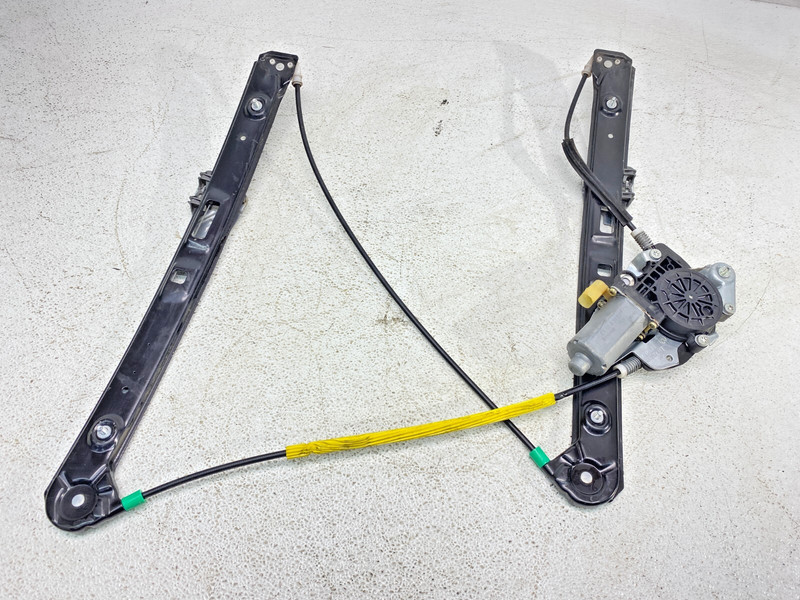 98-05 BMW E46 3 Series 4-Door Front Right Passenger Window Regulator Motor OEM✅