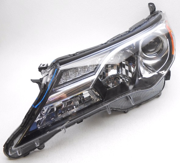 OEM Left Driver Side Halogen Headlamp For Toyota RAV 4 81150-0R042
