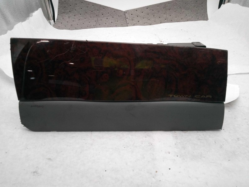 2000 Lincoln Town Car Instrument Panel Air Bag OEM F8VZ54044A74DBB 141K Miles