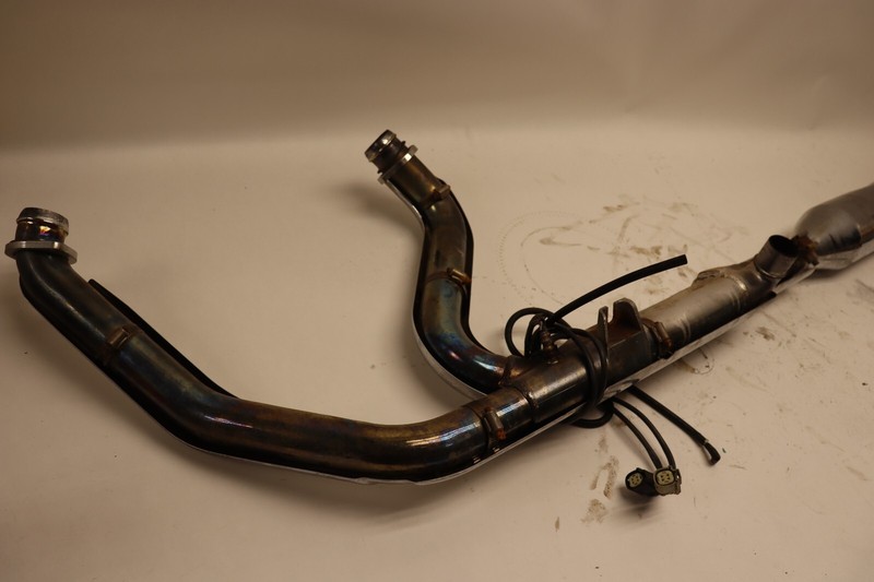 2015-2017 HARLEY DAVIDSON FLTRXS ROAD GLIDE LEFT SIDE EXHAIST TAIL PIPE OEM