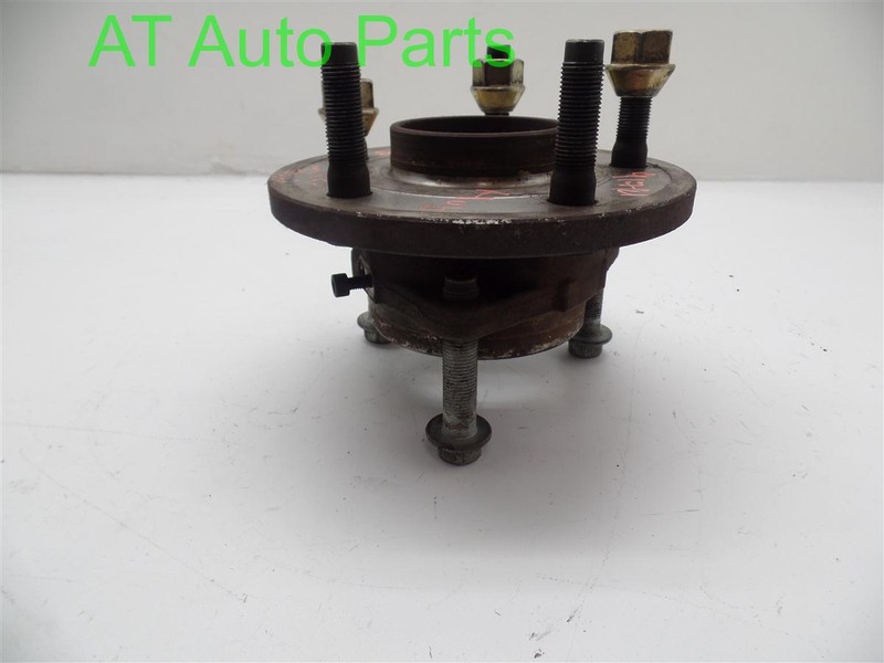 04 05 06 07 08 09 DURANGO ASPEN 4X4 FRONT HUB 52104499AC W/O ABS SENSOR