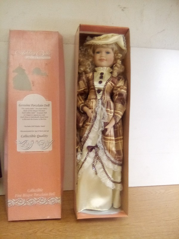 Ashley Belle Porcelain Keepsakes Doll 24" W/Stand Made Of Fine Bisque Porcelain