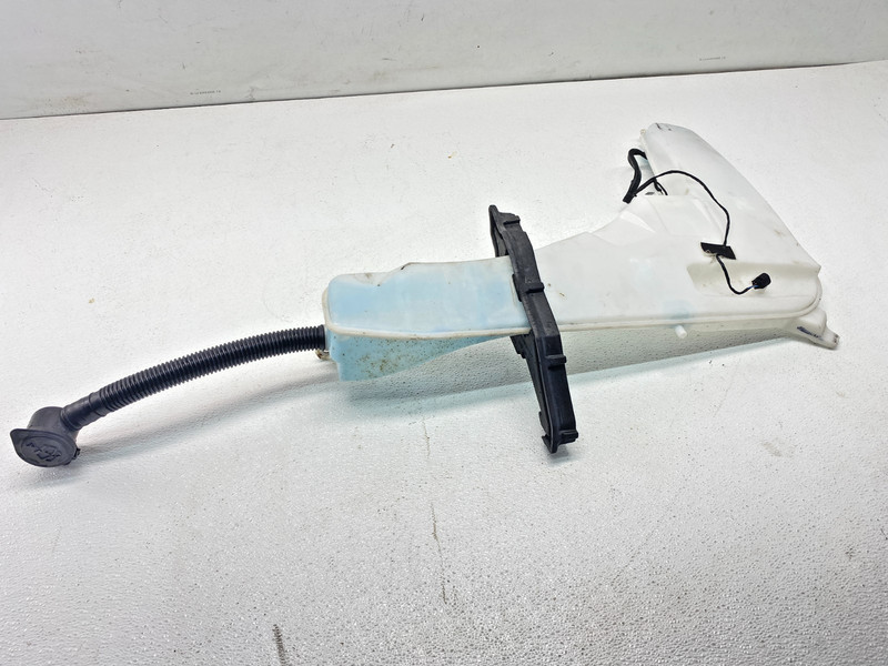 11-17 BMW F15 X3 Front Windshield Washer Fluid Reservoir Tank w/ Hose Line OEM✅
