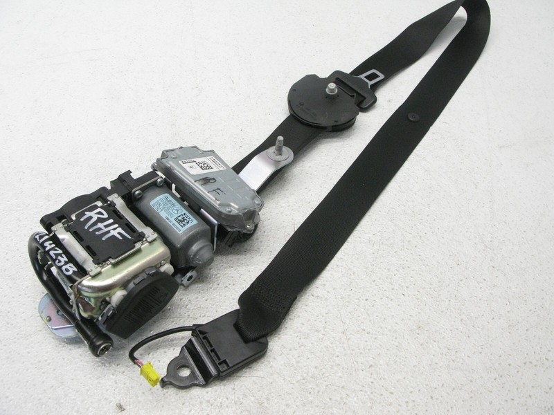 10-11 MERCEDES W212 E350 E63 AMG SEDAN WAGON SEAT BELT RETRACTOR FRONT RIGHT 121