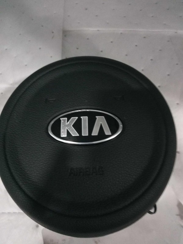 2018 KIA SPORTAGE Steering Wheel Air Bag White Used 89K Miles OEM Part 633257