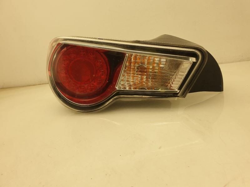 13-16 SCION FR-S DRIVER SIDE REAR LEFT TAIL LIGHT ASSEMBLY