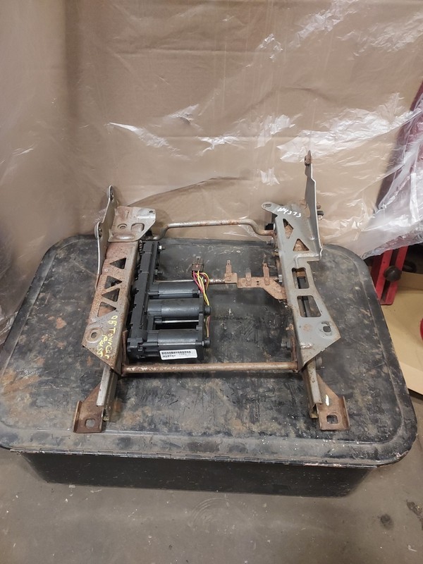 98-11 Lincoln Town Car Front Right RH Passenger Side power seat track oem