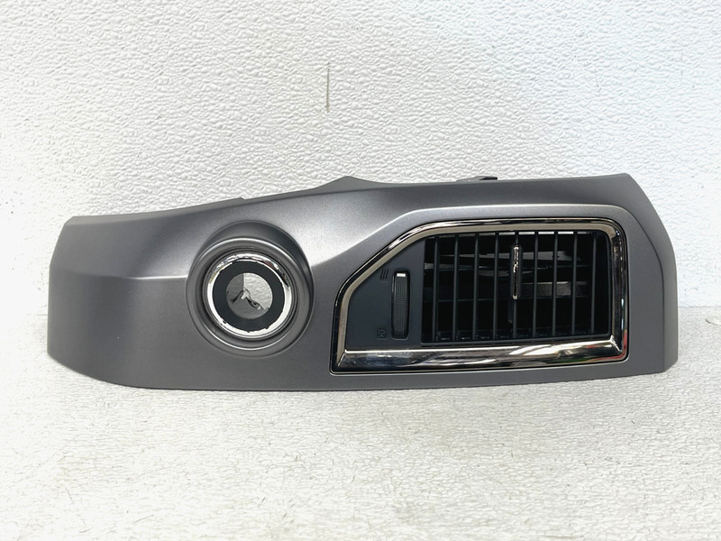 ⭐2016-2019 NISSAN TITAN XD FRONT LEFT SIDE CENTER DASH AIR VENT OEM LOT2629