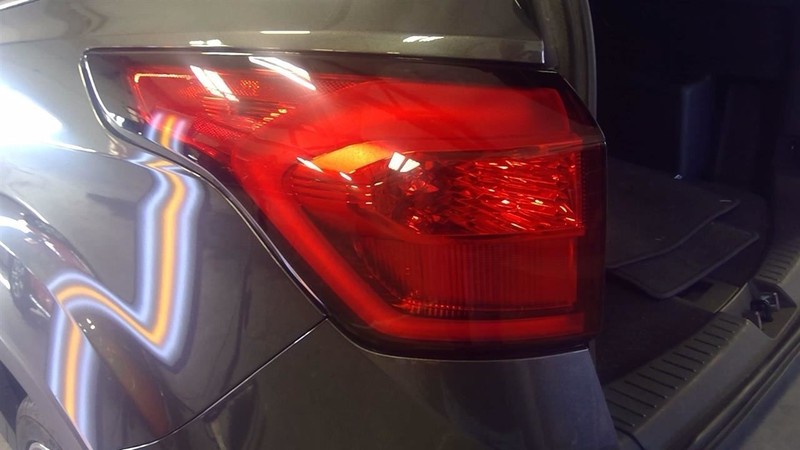Driver Tail Light Quarter Panel Mounted Bright Red Lens Fits 19 ESCAPE 3432034