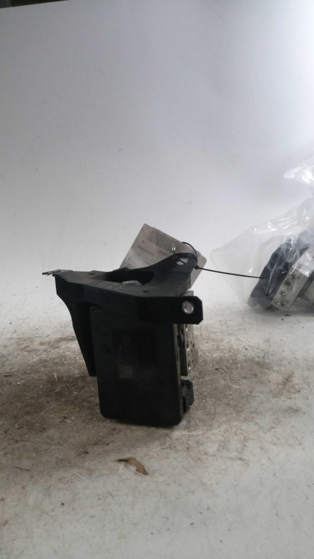 2018 Jeep Compass ABS Pump & Motor Assembly OEM 68357598AC 93K Miles