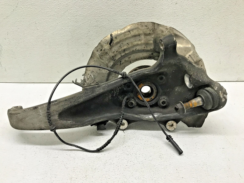 11-16 BMW 535i Left LH Driver Front Spindle Knuckle Hub OEM