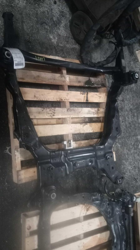 2016 Lincoln MKX Frame Crossmember OEM FWD 3.7L White 131K Miles Warranty