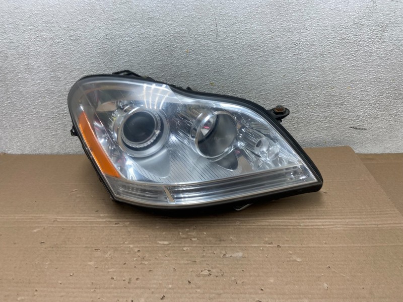 2007 to 2009 Mercedes GL-Class GL450 Right Passenger Xenon Headlight AB1087 DW