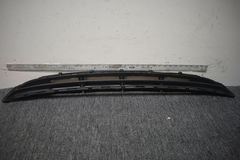 2015-2017 HYUNDAI SONATA FRONT LOWER BUMPER GRILL FACTORY OEM