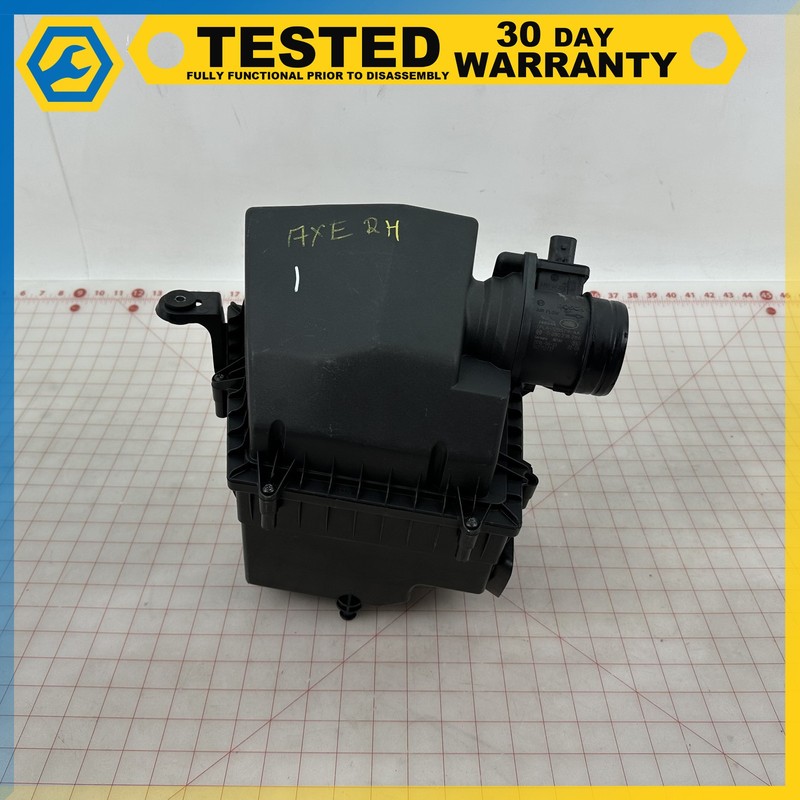 17-19 JAGUAR XE 3.0L RIGHT SIDE AIR CLEANER HOUSING FILTER BOX OEM