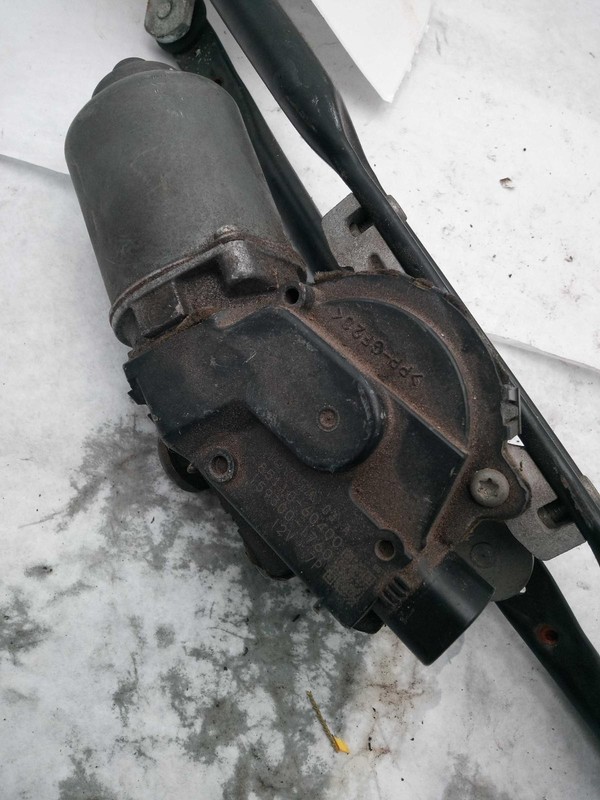 2012 Lexus IS250 Wiper Motor OEM White 143k Miles NJ25-25168-638810