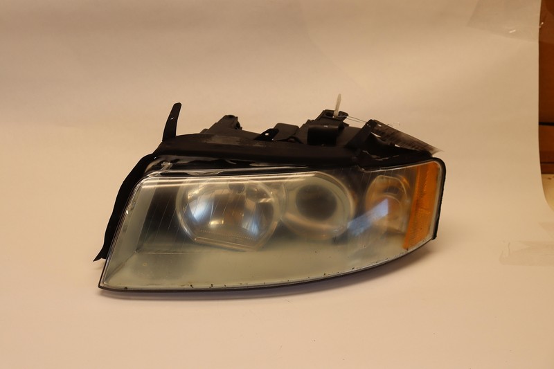 2004-2005 AUDI S4 FRONT LEFT DRIVER SIDE HEAD LAMP LIGHT XENON HID ASSEMBLY OEM