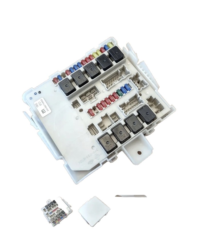 2006 Nissan Frontier Pathfinder IPDM BCM Power Module Fuse Box Panel 284B67S002
